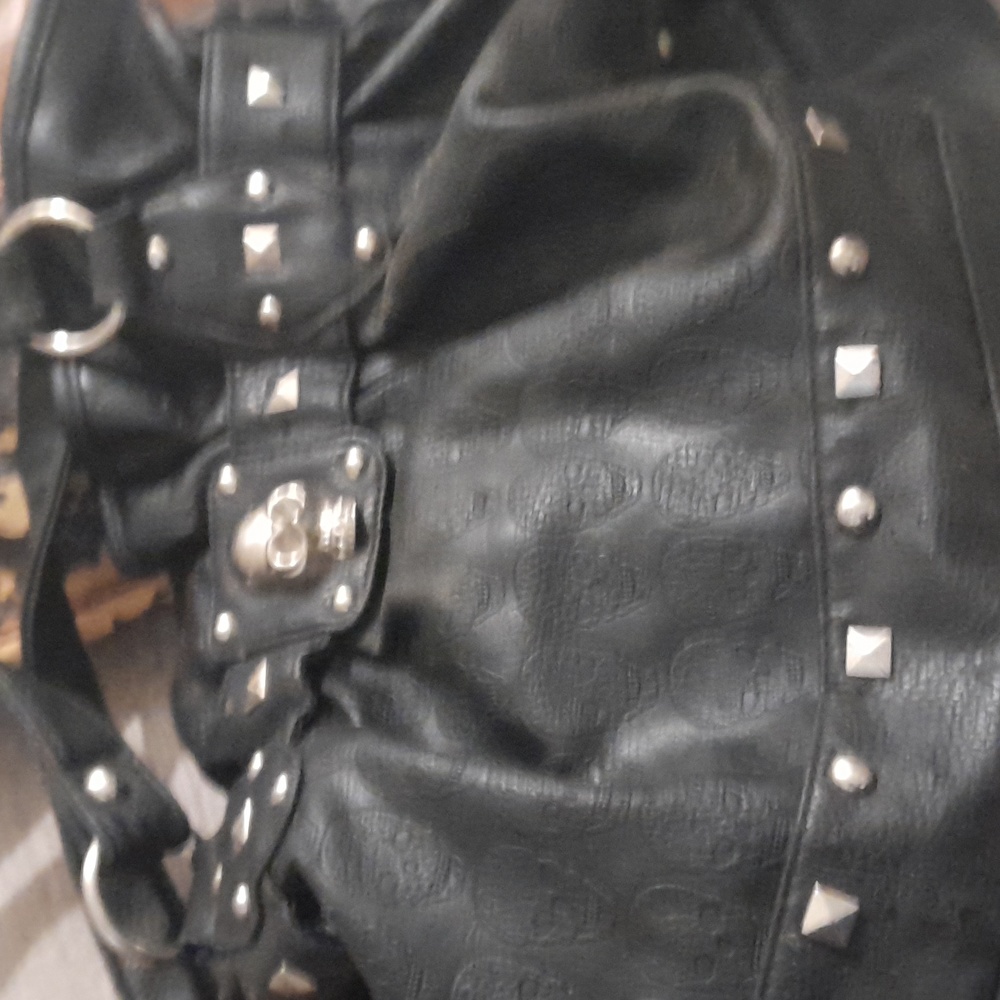 Purses - Picture 3 of 14